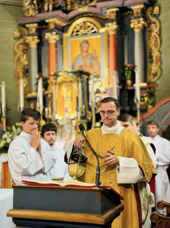 444784757_2309263412739024_4640608043931300623_n