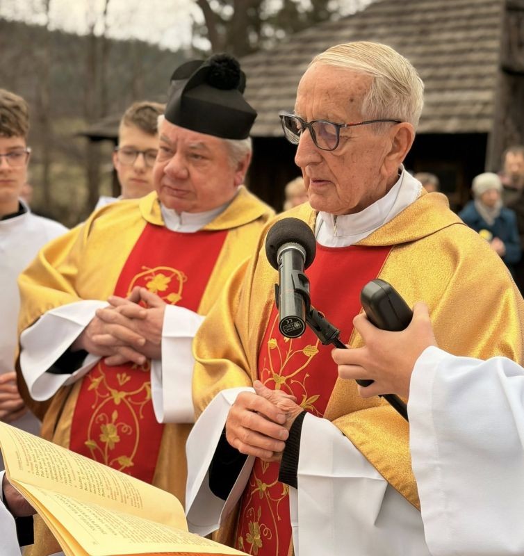 660726296_2926516771013682_7394453071155134507_n